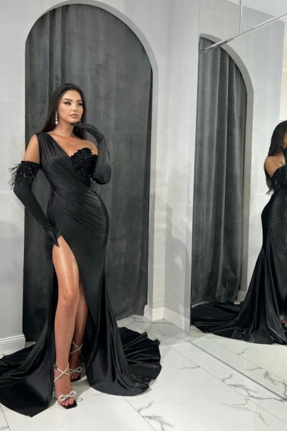 Elegant Black Long Mermaid One Shoulder Sequined Prom Dresses With Slit