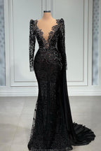 Elegante vestido de fiesta negro largo de sirena con escote en V de tul y encaje con mangas