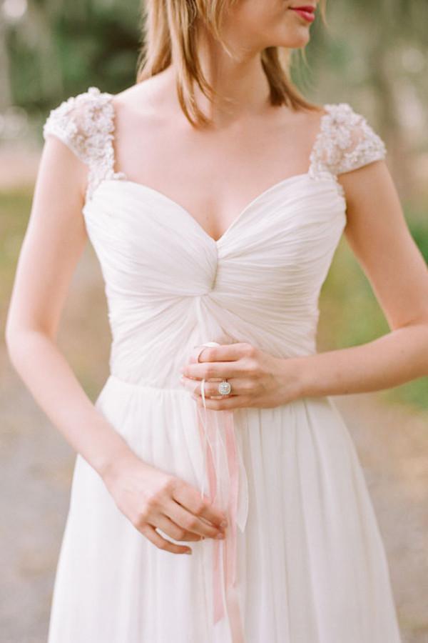 Elegant Cap Sleeve Long Chiffon Sweetheart Wedding Dress WD030