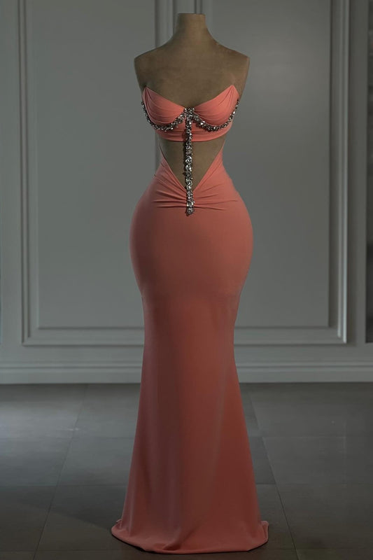 Elegantes, säulenförmiges, trägerloses, ärmelloses Chiffon-Ballkleid mit Applikationen