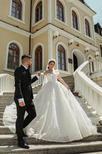 Elegantes vestidos de novia de diseñador, hermosos, color crema, corte A con encaje