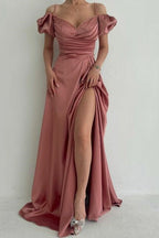 Elegante vestido de fiesta rosa empolvado con hombros descubiertos, corte A y abertura
