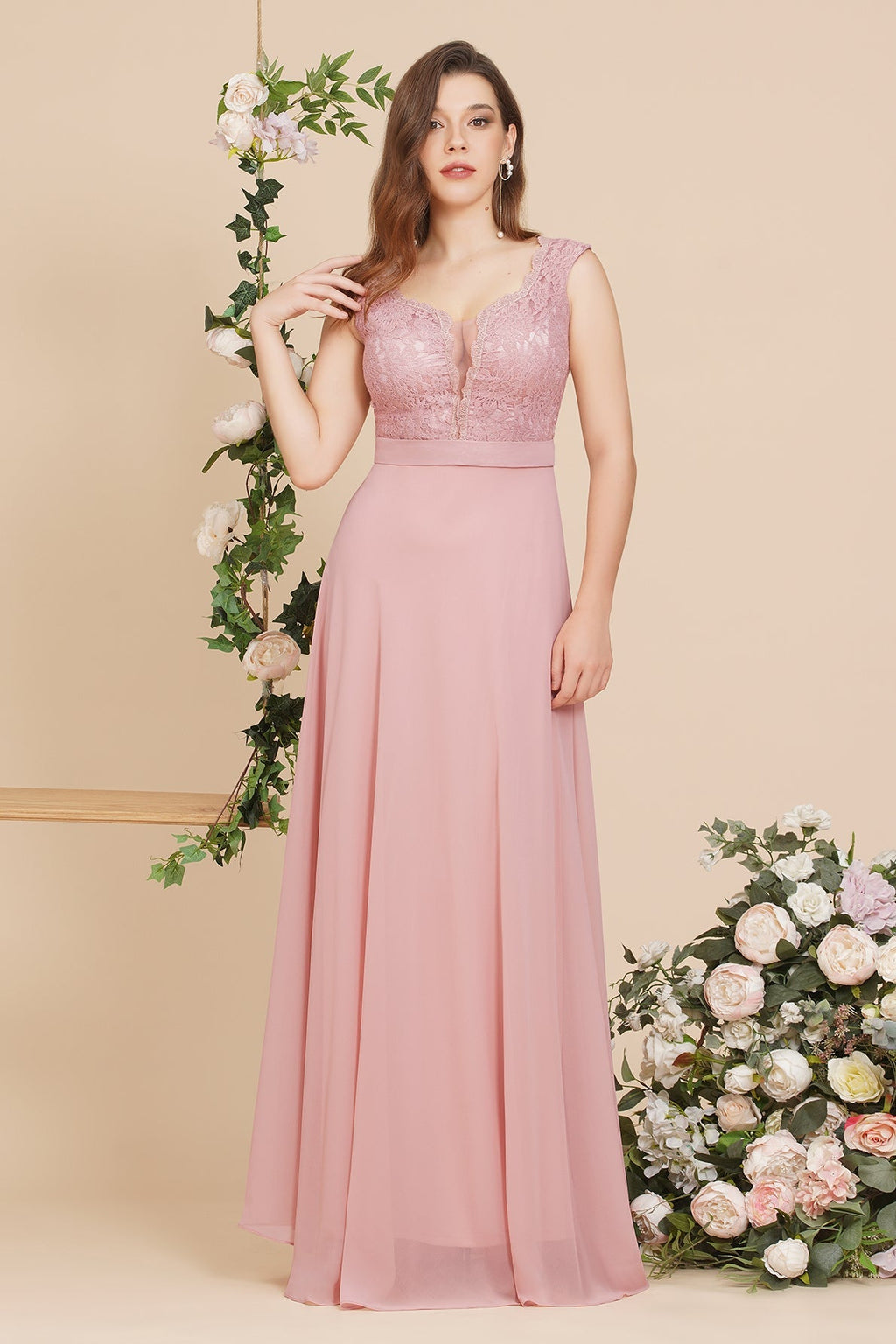 Elegante vestido de fiesta burdeos de corte A con encaje hasta el suelo