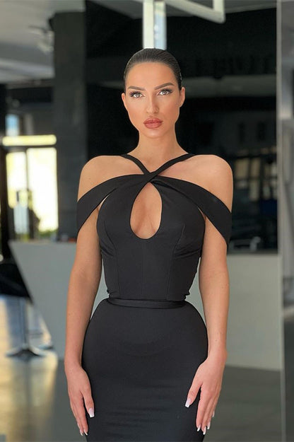 Elegantes Neckholder-Abendkleid in Schwarz mit schulterfreiem Tüll-Satin im Meerjungfrau-Stil