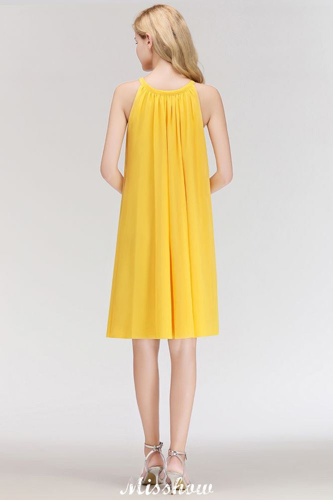 Elegante vestido de noche sencillo con cuello halter y sin mangas hasta la rodilla