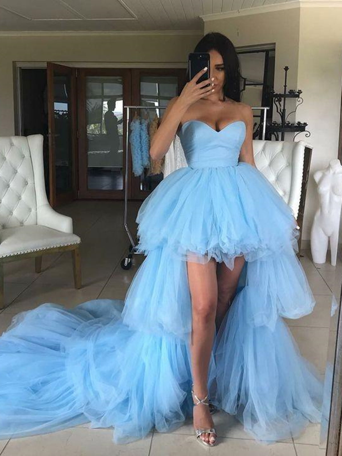 Elegantes vestidos de fiesta formales de graduación de tul con escote en forma de corazón, altos y bajos