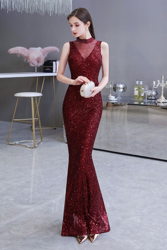 Elegante vestido de fiesta de sirena sin mangas color burdeos con cuello ilusión