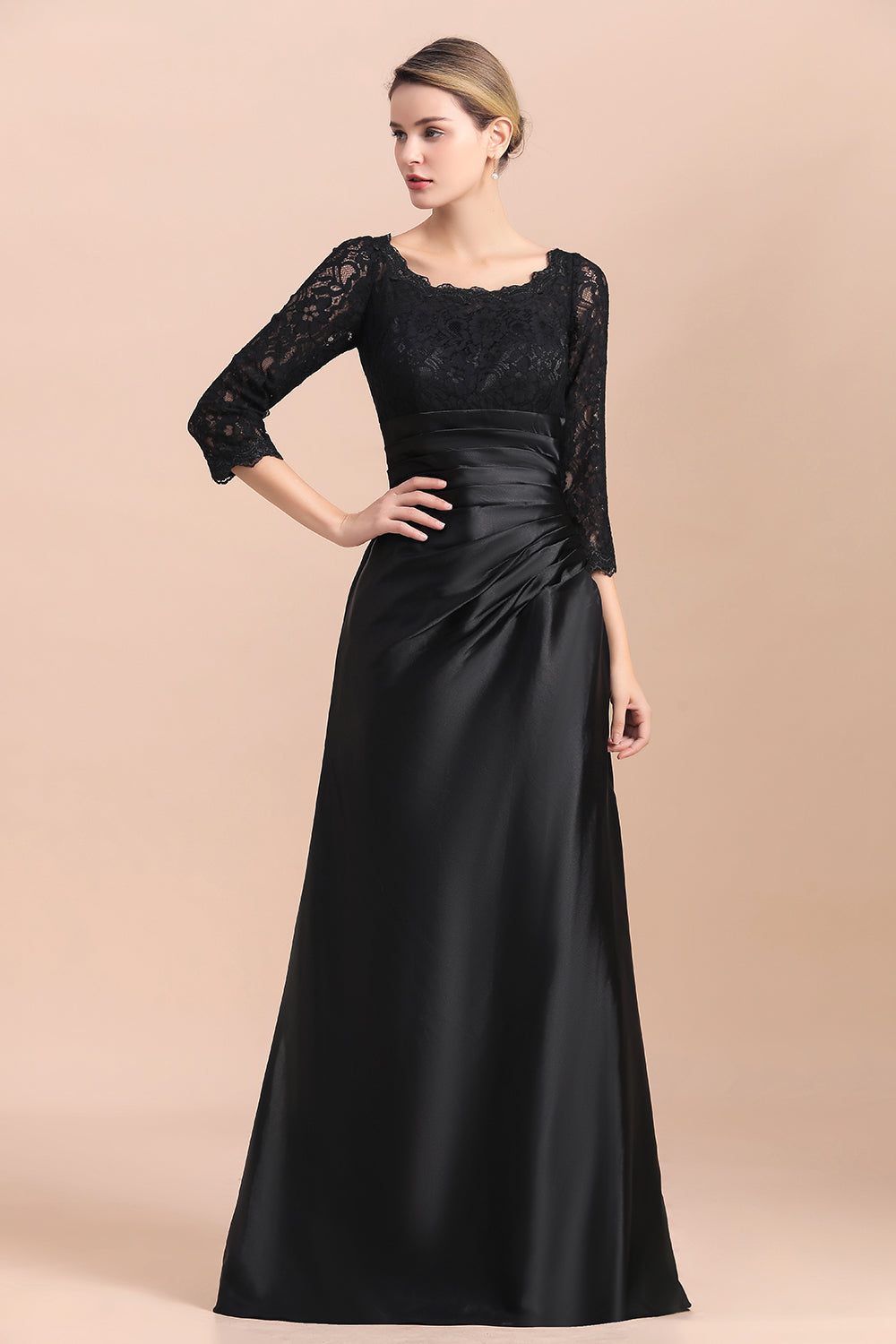 Elegantes Juwel 3/4 Ärmel Schwarz Satin Spitze Rüschen Kleid für die Brautmutter im Angebot