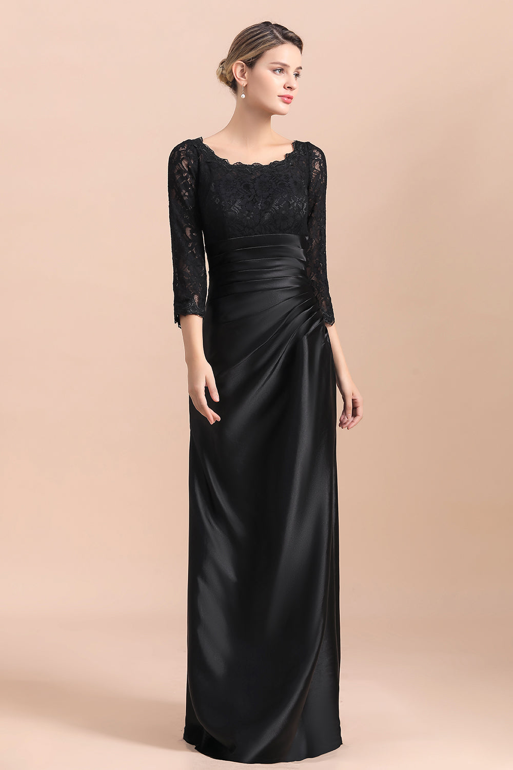 Elegantes Juwel 3/4 Ärmel Schwarz Satin Spitze Rüschen Kleid für die Brautmutter im Angebot