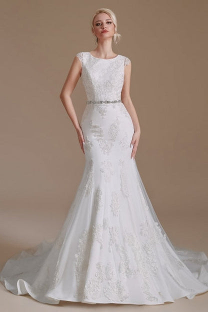 Elegant Jewel Sleeveless Mermaid Floor-Length Satin Wedding Dresses with Lace