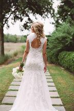 Elegant Lace Appliques Wedding Dress With Zipper Button WD048