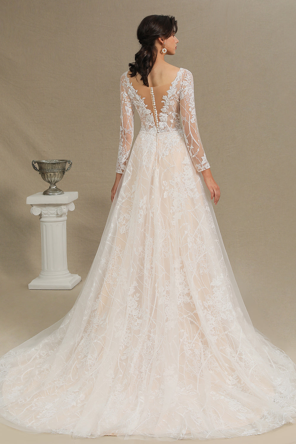 Elegant Lace Deep V-neck Wedding Dress Long Sleeve Floor Length Bridal Gowns