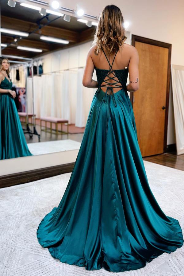 Elegantes langes A-Linien-Neckholder-Ballkleid aus Satin mit Schlitz vorne und rückenfreiem Schnitt und Taschen