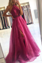 Elegantes langes A-Linien-Neckholder-Ballkleid aus Tüll mit Schlitz