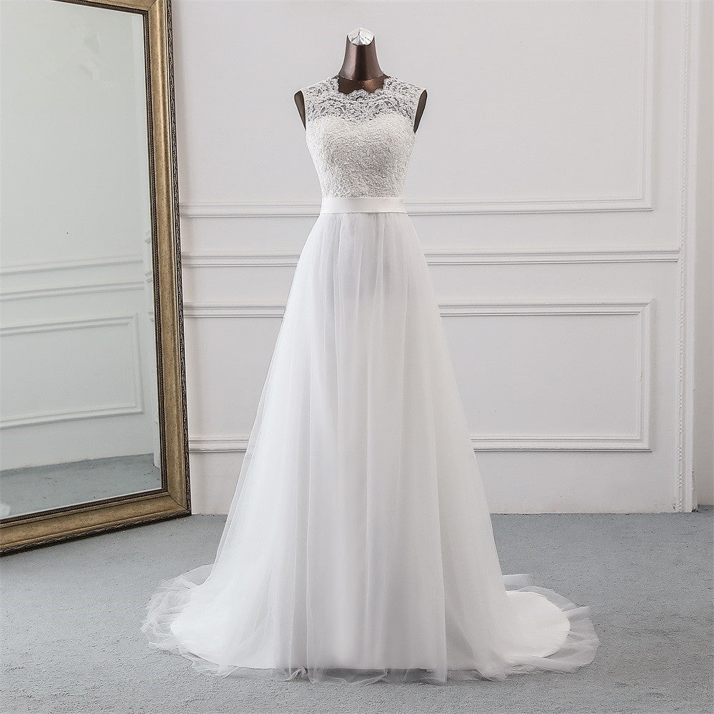 Elegante vestido de novia largo de corte A con apliques de tul y encaje