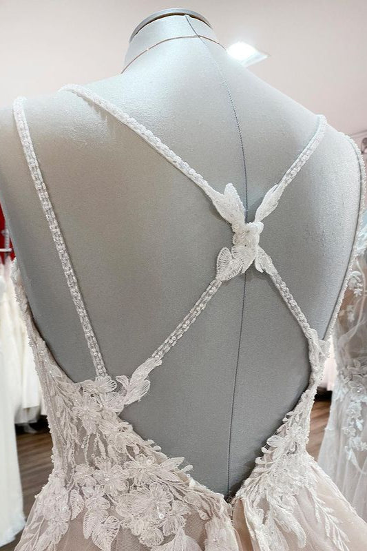 Elegantes langes A-Linien-Brautkleid mit V-Ausschnitt, ärmellos, Rüschen und rückenfreiem