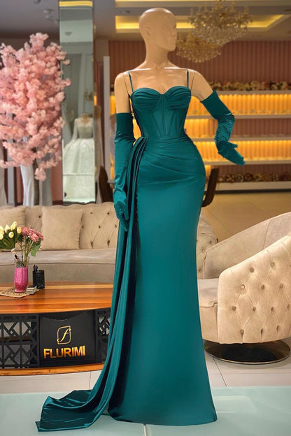Elegante vestido de fiesta largo verde oscuro con tirantes finos y volantes