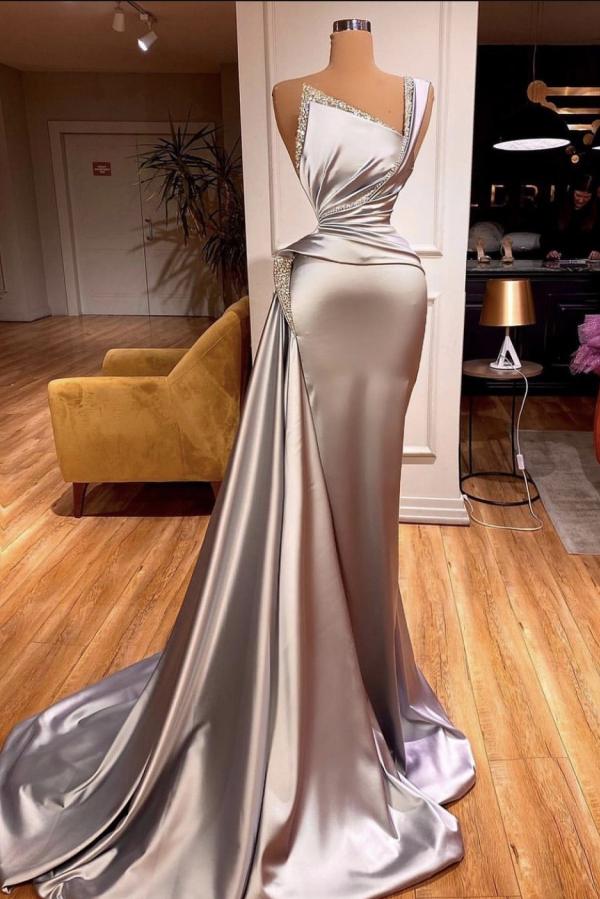 Elegante vestido de fiesta de satén sin mangas con un hombro al descubierto y corte sirena