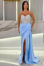 Elegantes langes Meerjungfrau-Abschlussballkleid mit Spaghettiträgern und herzförmigem Ausschnitt und Glitzer