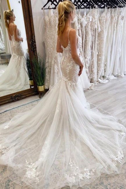 Elegante Lange Meerjungfrau V-Ausschnitt Ärmellose Brautkleider Mit Spitze