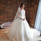Elegante lange Prinzessin Tüll Spitze Brautkleider mit Ärmeln