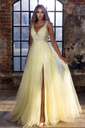Elegante vestido de fiesta amarillo largo con escote en V y corte A sin mangas