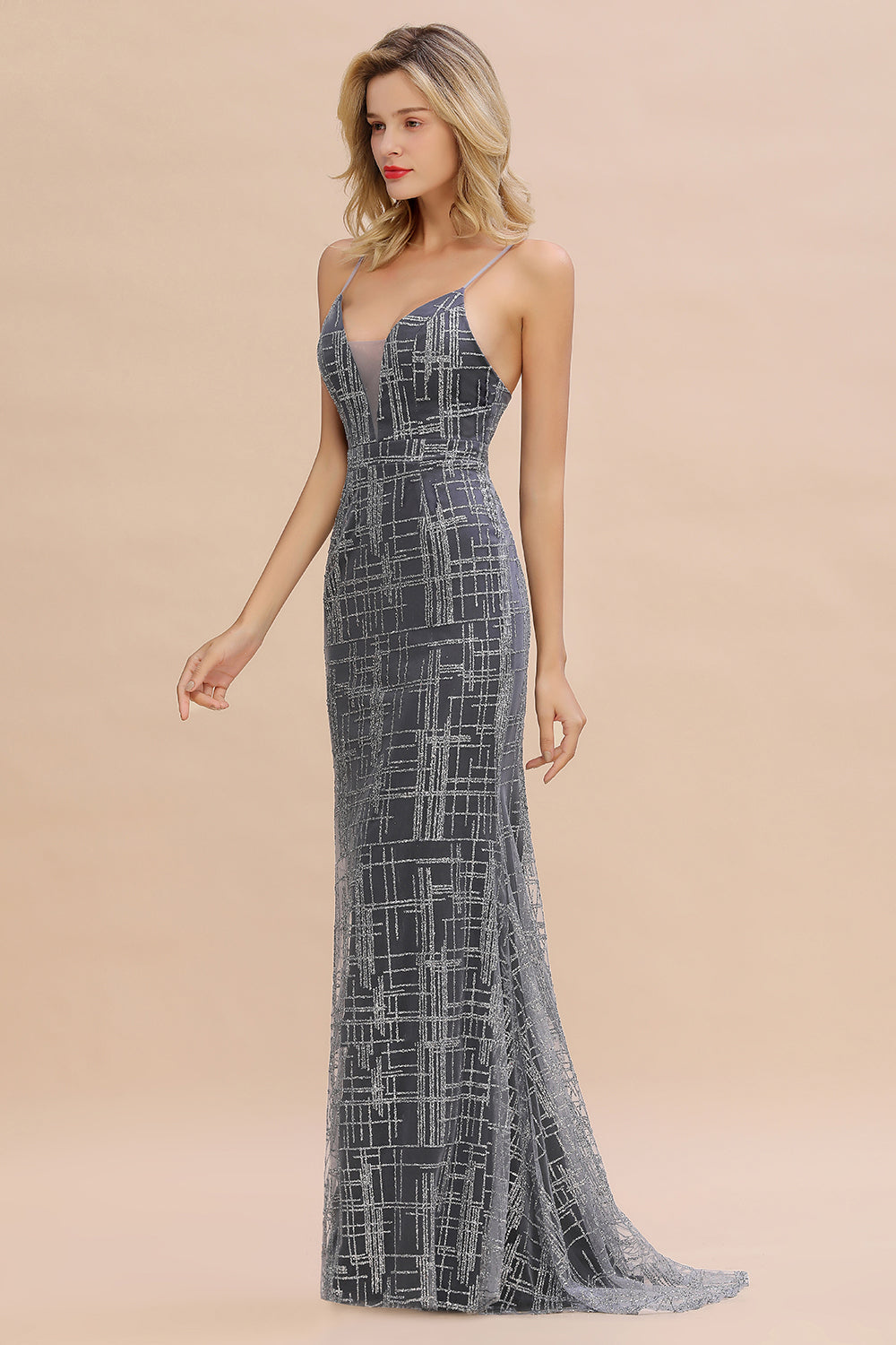 Elegante vestido de noche largo sin mangas de sirena