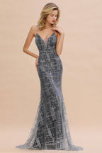 Elegante vestido de noche largo sin mangas de sirena