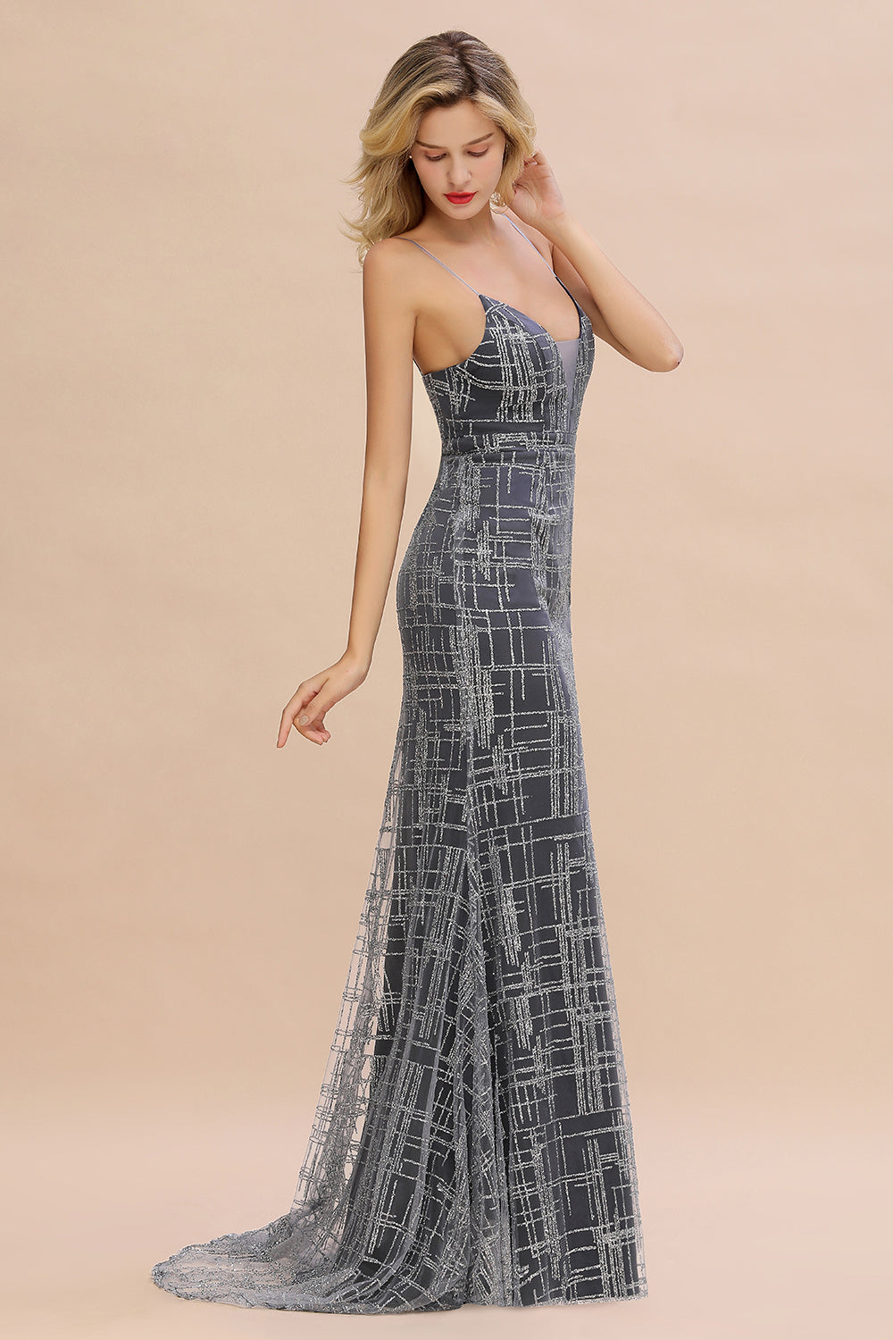 Elegante vestido de noche largo sin mangas de sirena