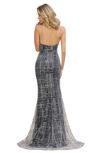 Elegante vestido de noche largo sin mangas de sirena