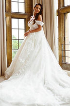 Elegante schulterfreie ärmellose A-Linie Brautkleider mit Spitze