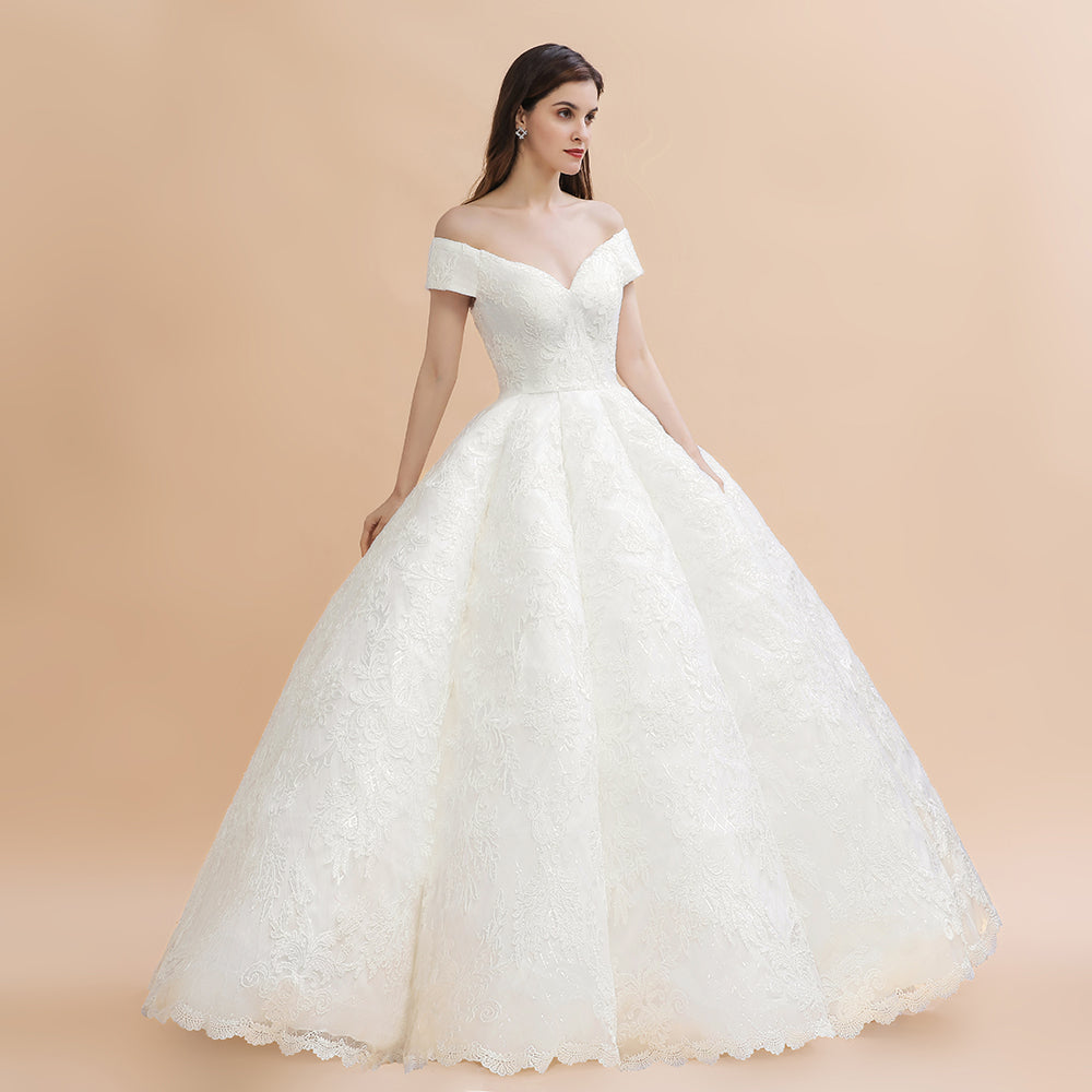 Elegantes schulterfreies weißes Spitzenapplikationen-Brautkleid 