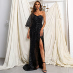 Elegantes One-Shoulder-Ballkleid mit Pailletten und Schlitz im Meerjungfrau-Stil