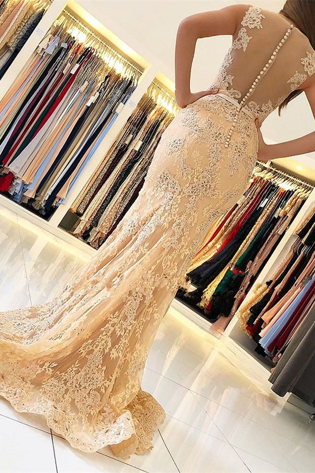 Elegantes ärmelloses Meerjungfrauen-Abendkleid mit V-Ausschnitt und Spitzenapplikationen
