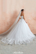 Elegantes weißes Brautkleid mit Herzausschnitt | Schlichtes A-Linien-Strandballkleid aus Tüll