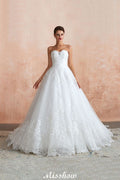 Elegantes weißes Brautkleid mit Herzausschnitt | Schlichtes A-Linien-Strandballkleid aus Tüll