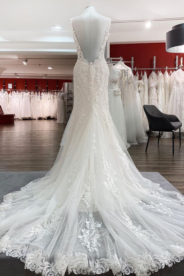 Elegantes weißes langes Meerjungfrau-Brautkleid mit Tüllspitze und offenem Rücken
