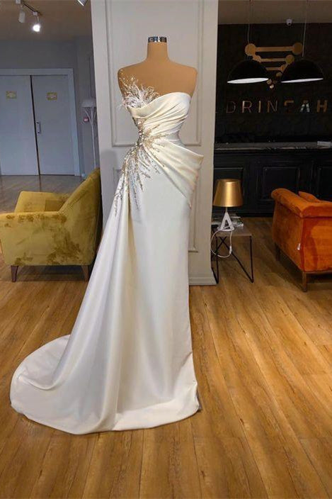 Elegante weiße ärmellose lange Meerjungfrau-Ballkleider im Prinzessinnen-Stil