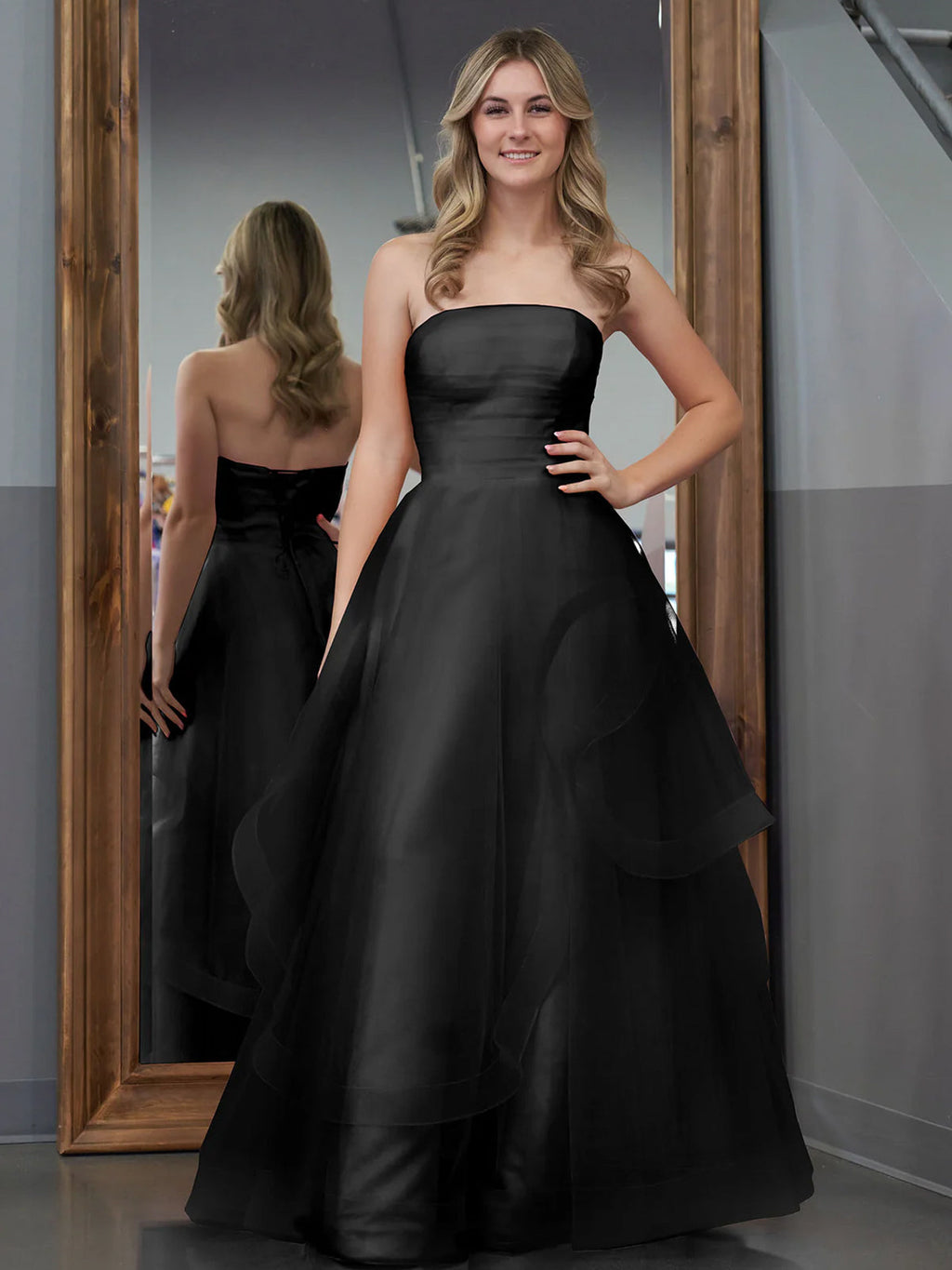 Elisa | Vestido de fiesta de organza rosa claro, corte A, sin tirantes