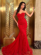 Ellorie | Vestidos de fiesta largos de encaje rojo con escote corazón y corte sirena