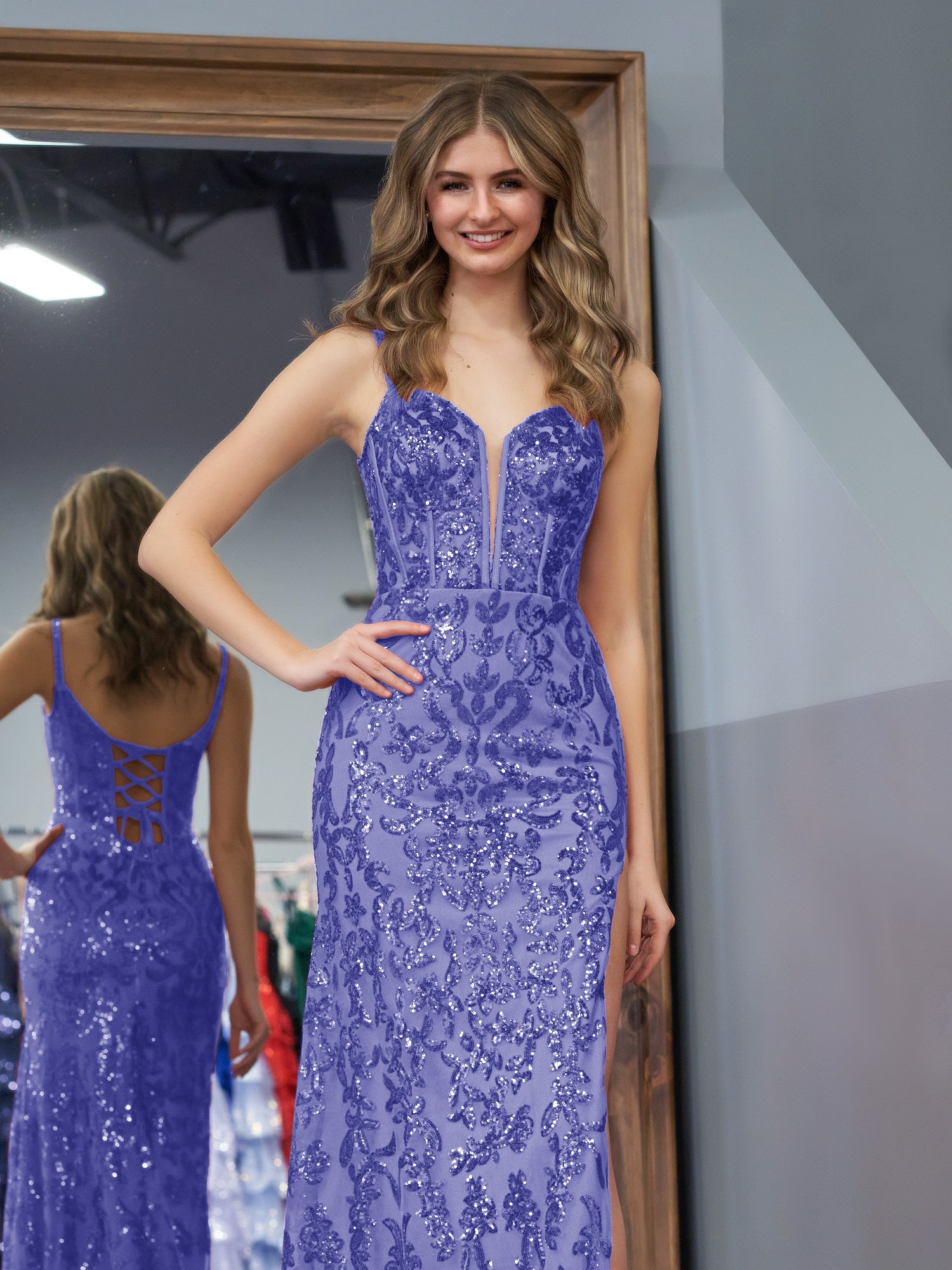 Erryn | Vestido de fiesta largo morado con lentejuelas y abertura