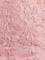 Ethel | Vestido de fiesta de encaje sin tirantes y apliques