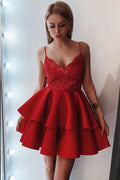 Exquisite A-line V-neck Lace Sleeveless Short Homecoming Dress