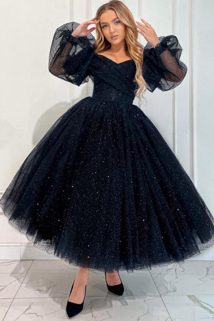 Exquisito vestido de fiesta negro largo en forma de A hasta los tobillos con hombros descubiertos y mangas largas