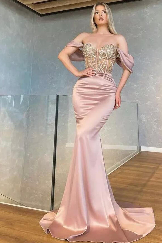 Vestido de fiesta largo de satén estilo sirena con escote corazón y hombros descubiertos con cuentas