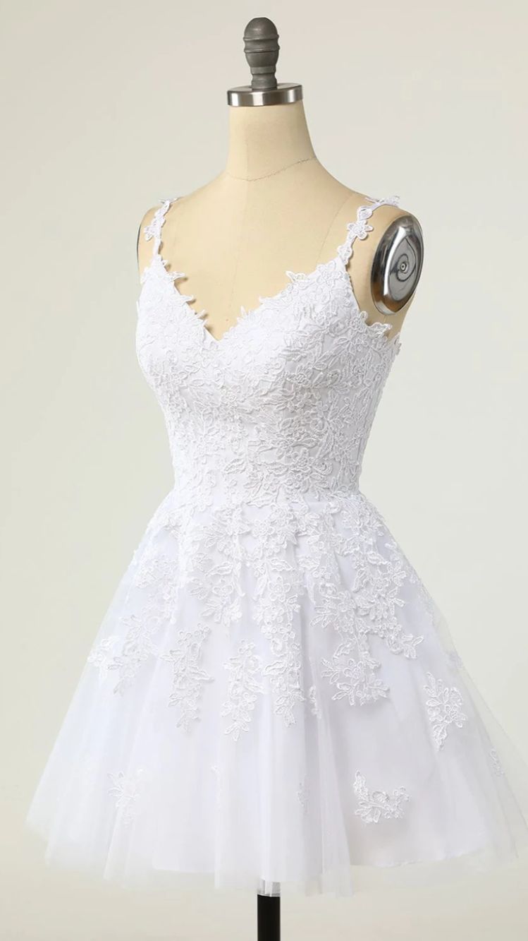 Kurzes Homecoming-Kleid aus weißer Spitze mit V-Ausschnitt, formelle Abschlusskleider aus weißer Spitze Y1873