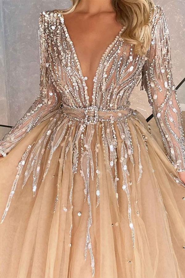 Fabelhaftes langes A-Linien-Ballkleid aus Tüll mit V-Ausschnitt und Perlenbesatz und Ärmeln