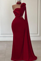 Fabelhaftes langes burgunderrotes One-Shoulder-Meerjungfrauen-Ballkleid ohne Ärmel mit Rüschen