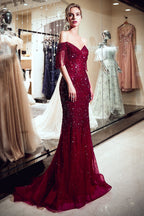 Fabuloso vestido de fiesta largo de sirena con hombros descubiertos de tul y lentejuelas