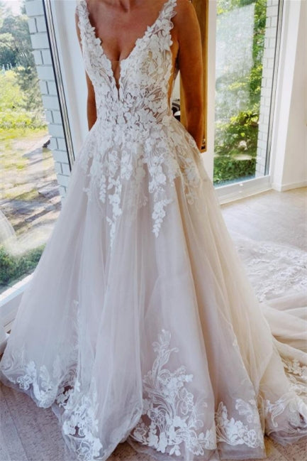 Fashion Backless A-Line V-neck Sleeveless Wedding Dresses With Lace